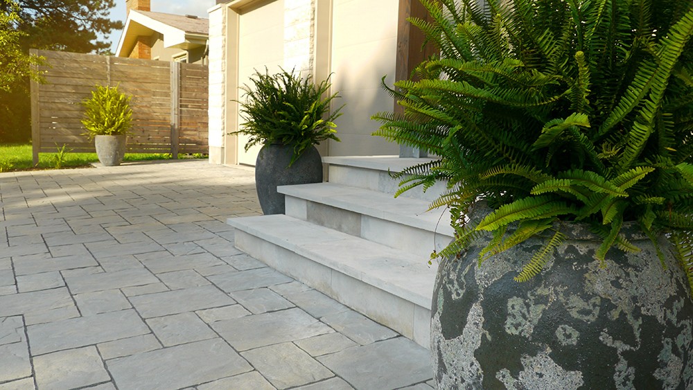 Contemporary Driveway Landscaping in Ottawa